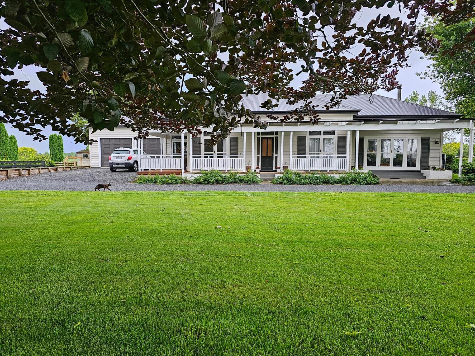 Okauia House, Matamata Hotel Bagian luar foto